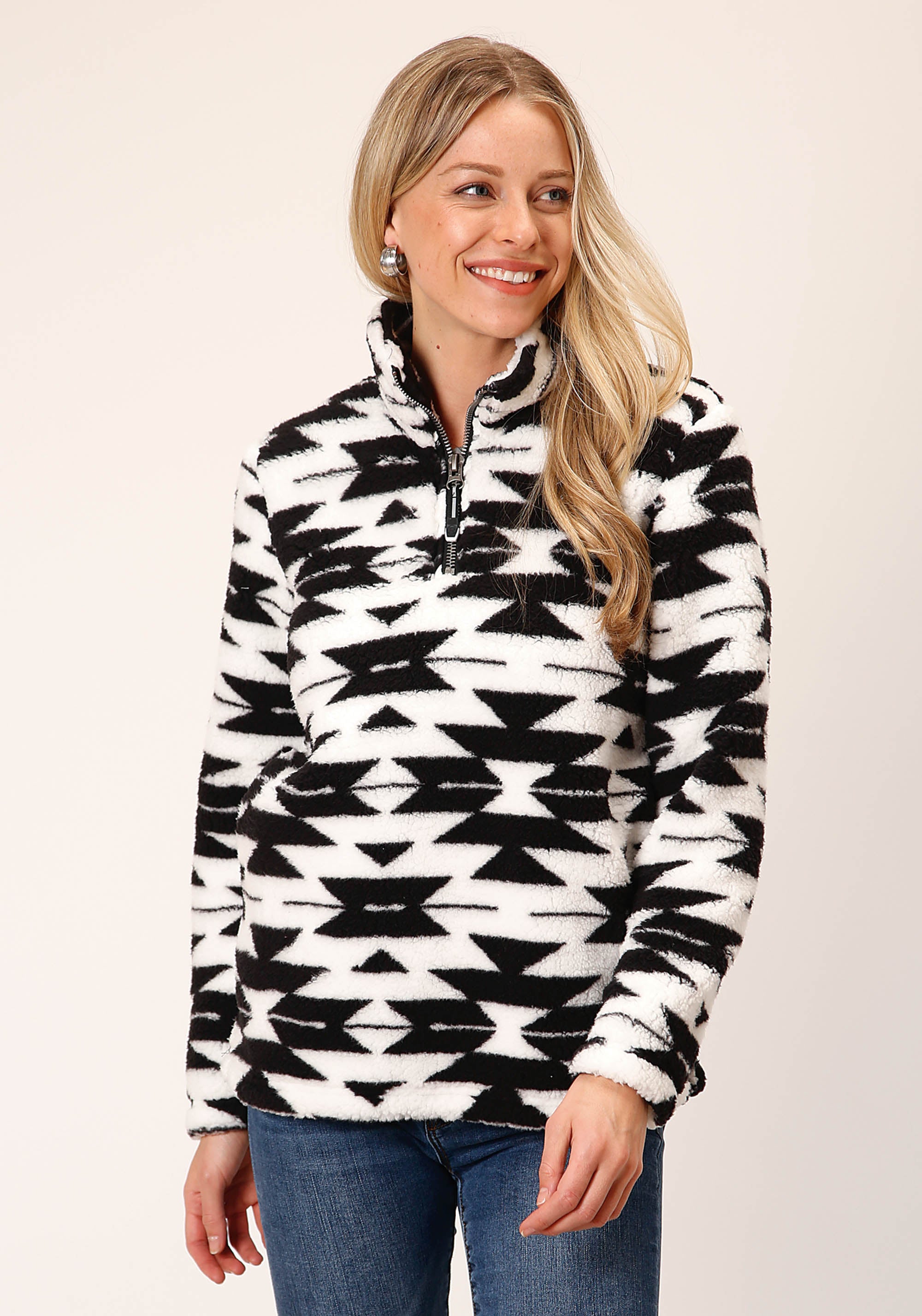 WOMENS BLACK WHITE AZTEC POLAR FLEECE PULLOVER – Roper