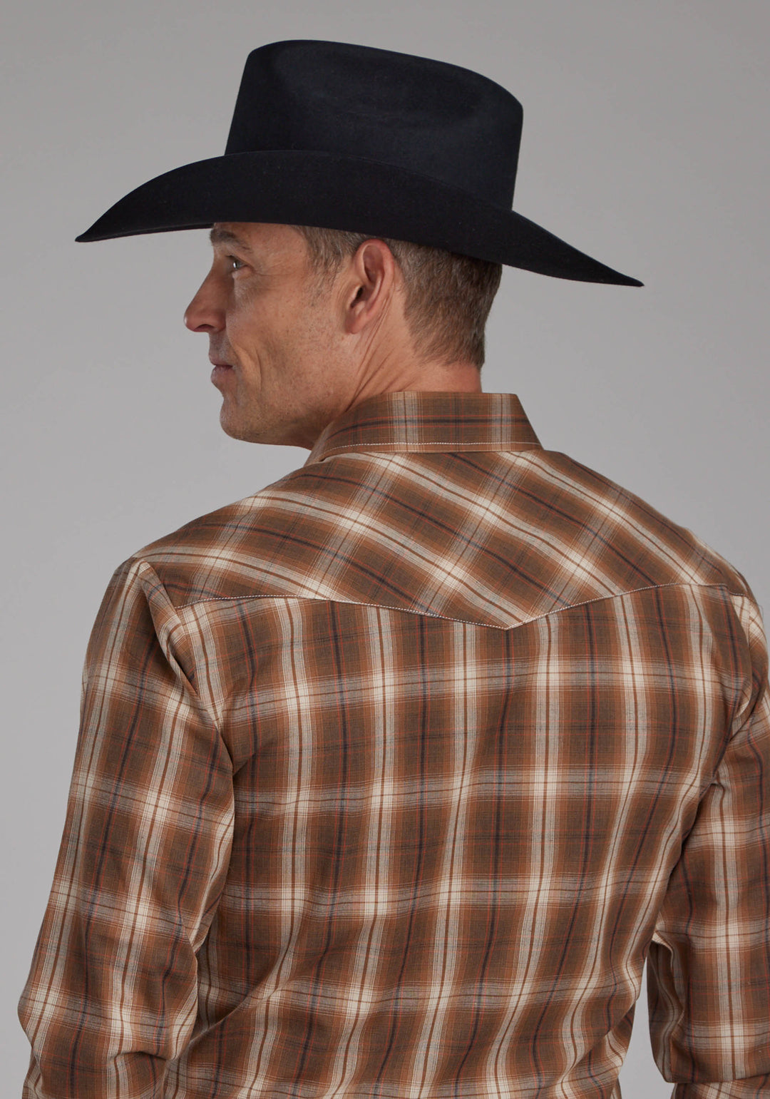 MENS TOBACCO, BLACK AND RED PLAID LONG SLEEVE SNAP WESTERN SHIRT