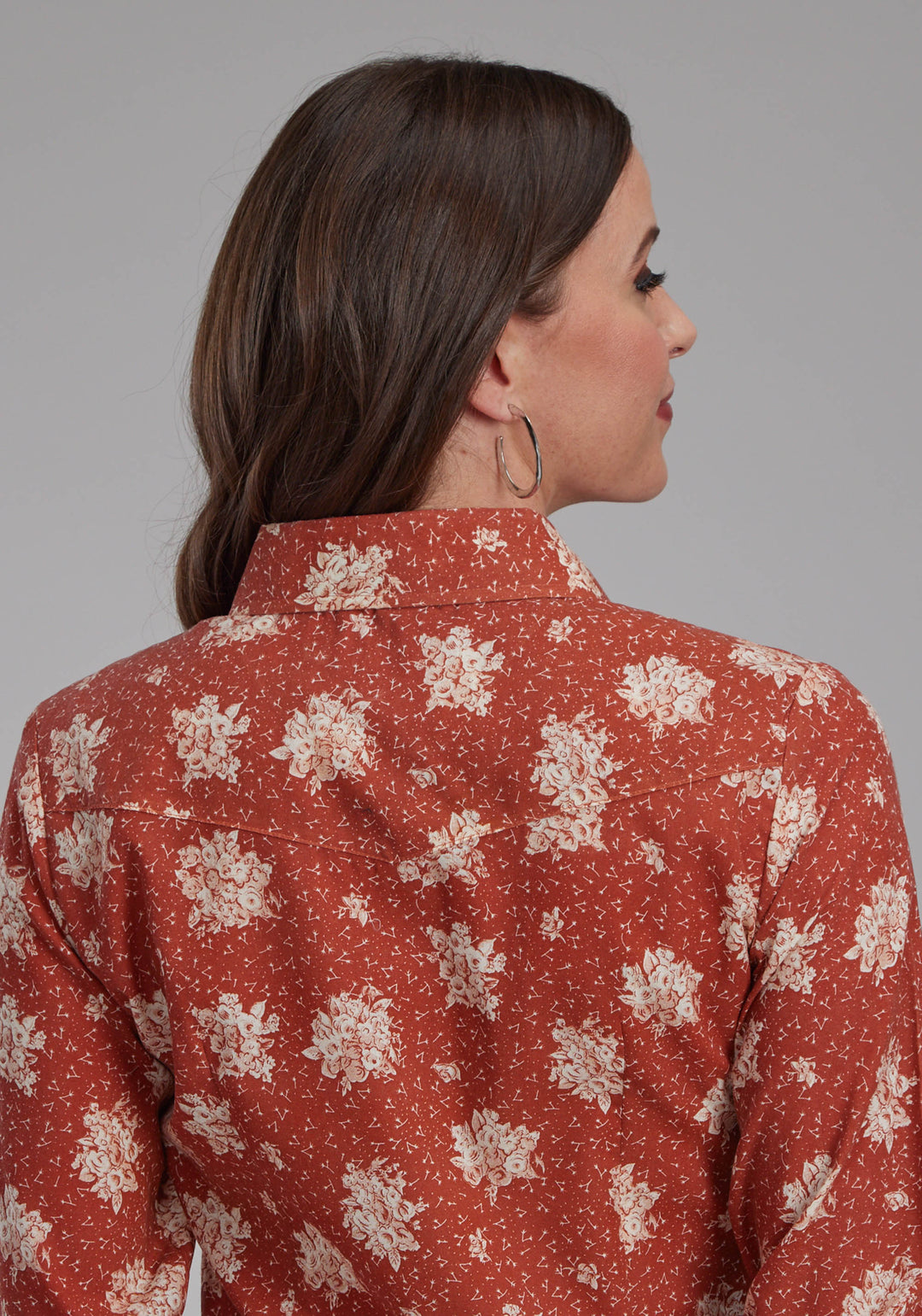 WOMENS ORANGE AND CREAM FLORAL LONG SLEEVE SNAP WESTERN SHIRT