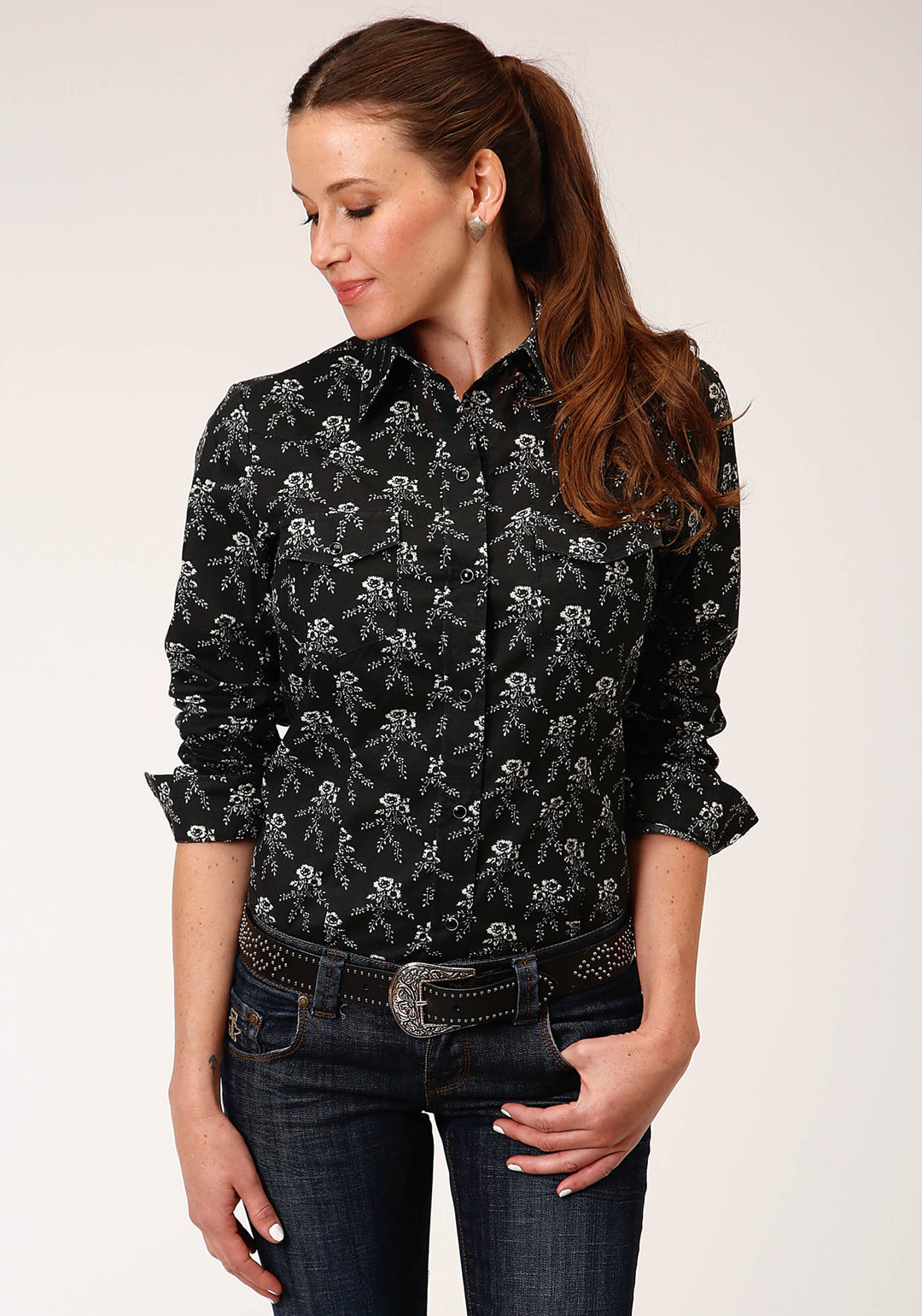 WOMENS LONG SLEEVE SNAP BLACK AND CREAM FLORAL PRINT WESTERN SHIRT