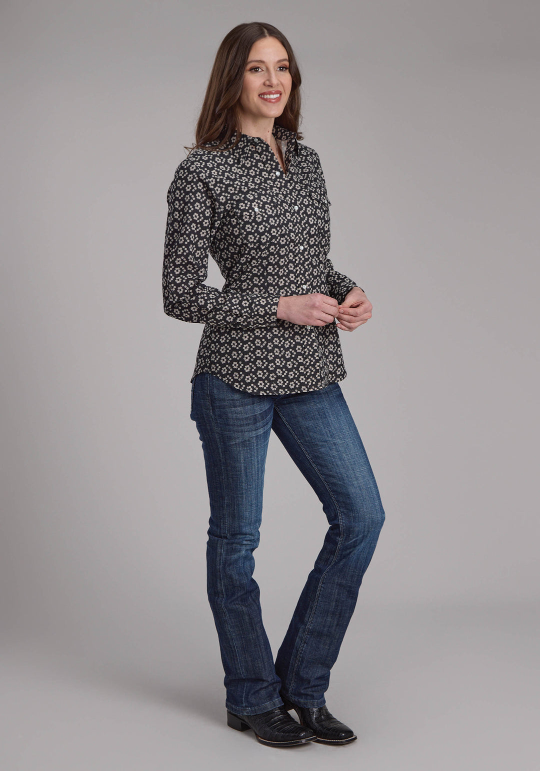 WOMENS BLACK AND CREAM FLORAL PRINT LONG SLEEVE SNAP WESTERN SHIRT