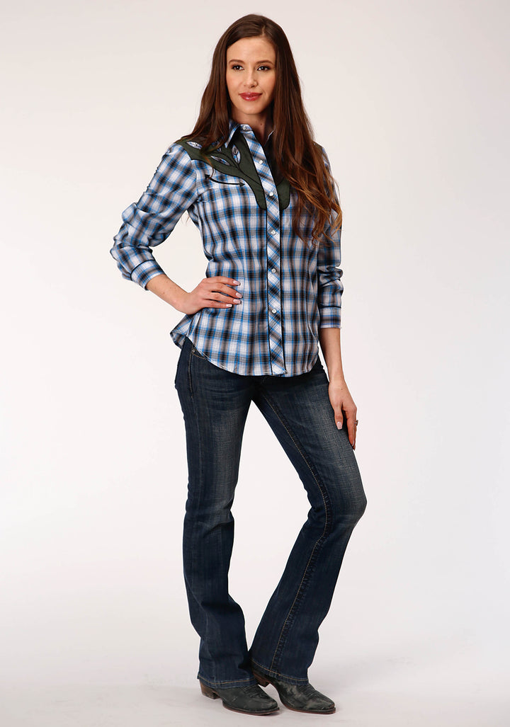 WOMENS LONG SLEEVE SNAP NAVY BLUE GREY AND WHITE PLAID WESTERN SHIRT