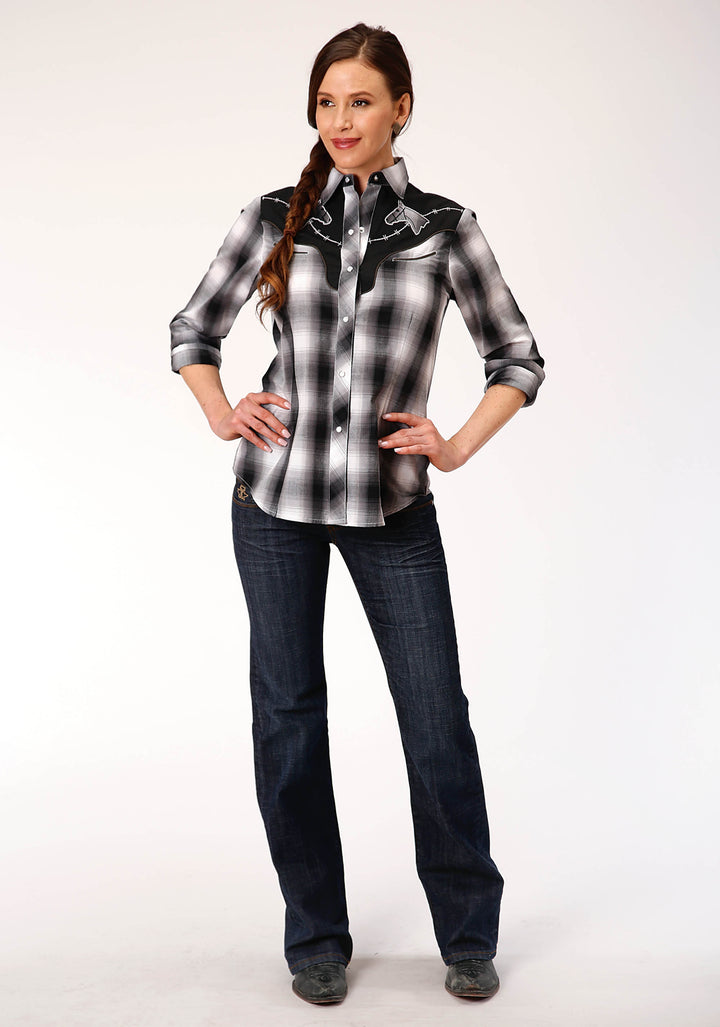 WOMENS LONG SLEEVE SNAP BLACK WHITE AND GREY PLAID WESTERN SHIRT
