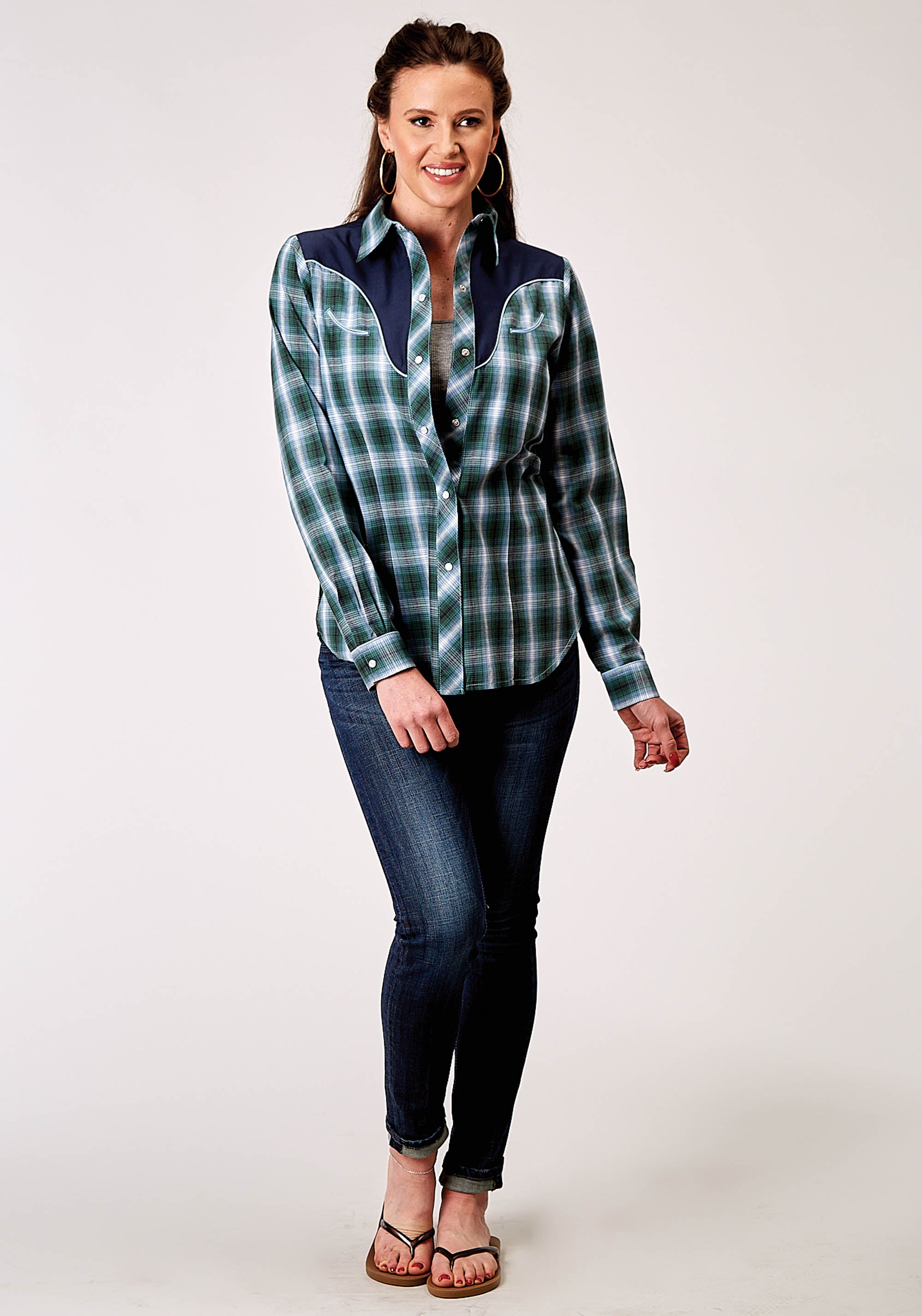 Womens Long Sleeve Snap Ocean Plaid Western Shirt With Fancy