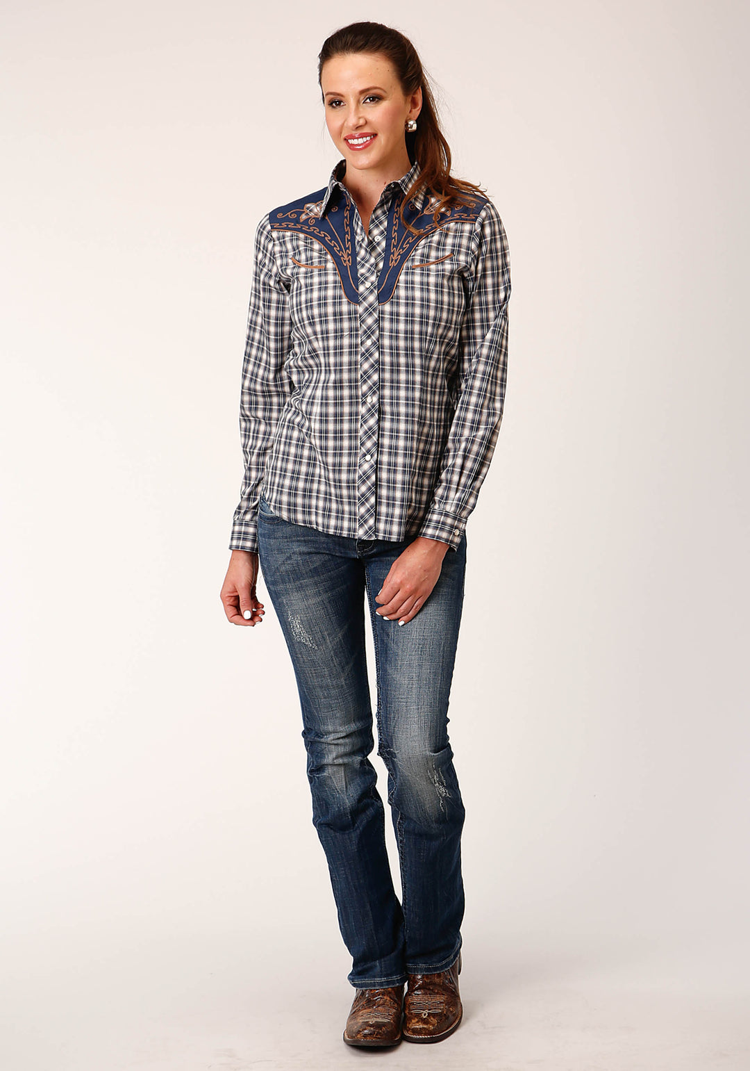 WOMENS LONG SLEEVE SNAP NAVY CREAM TAN SMALL SCALE PLAID WESTERN SHIRT WITH PIPING AND APPLIQUE ON YOKES