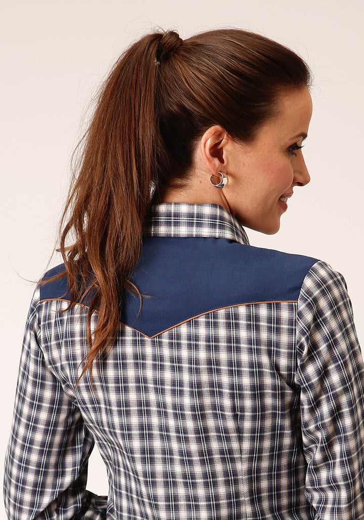 WOMENS LONG SLEEVE SNAP NAVY CREAM TAN SMALL SCALE PLAID WESTERN SHIRT WITH PIPING AND APPLIQUE ON YOKES