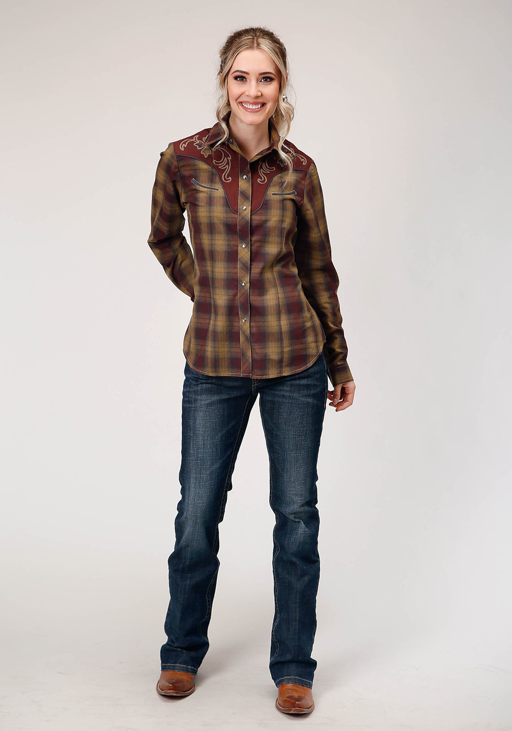 WOMENS LONG SLEEVE SNAP CARAMEL AND GREY PLAID WESTERN SHIRT