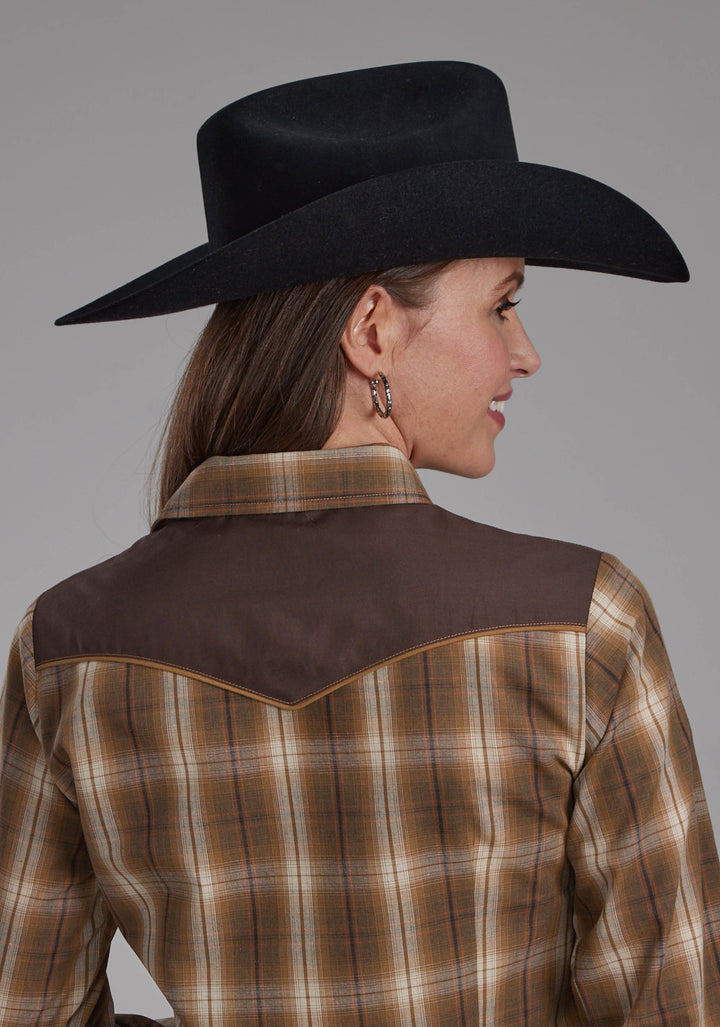 WOMENS TOBACCO, BLACK, AND RED PLAID LONG SLEEVE SNAP WESTERN SHIRT