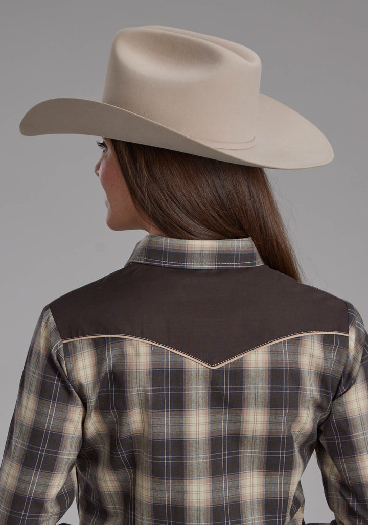 WOMENS GRAY CREAM AND TAN PLAID LONG SLEEVE SNAP WESTERN SHIRT