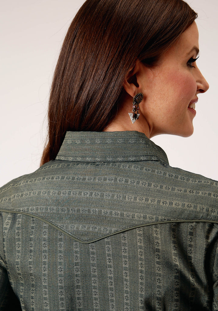 WOMENS LONG SLEEVE SNAP GREY FLORAL TONE ON TONE STRIP WESTERN SHIRT WITH SOLID PIPING AND SMILE POCKETS