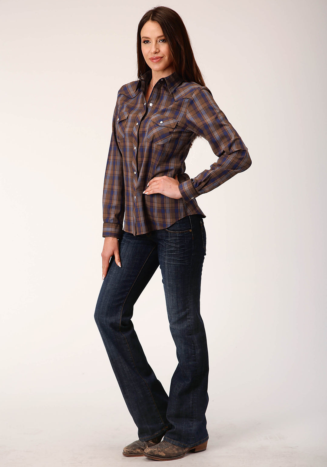 WOMENS LONG SLEEVE SNAP BLUE CAMEL BROWN PLAID WESTERN SHIRT WITH CONTRAST SOLID PIPING AND POCKETS