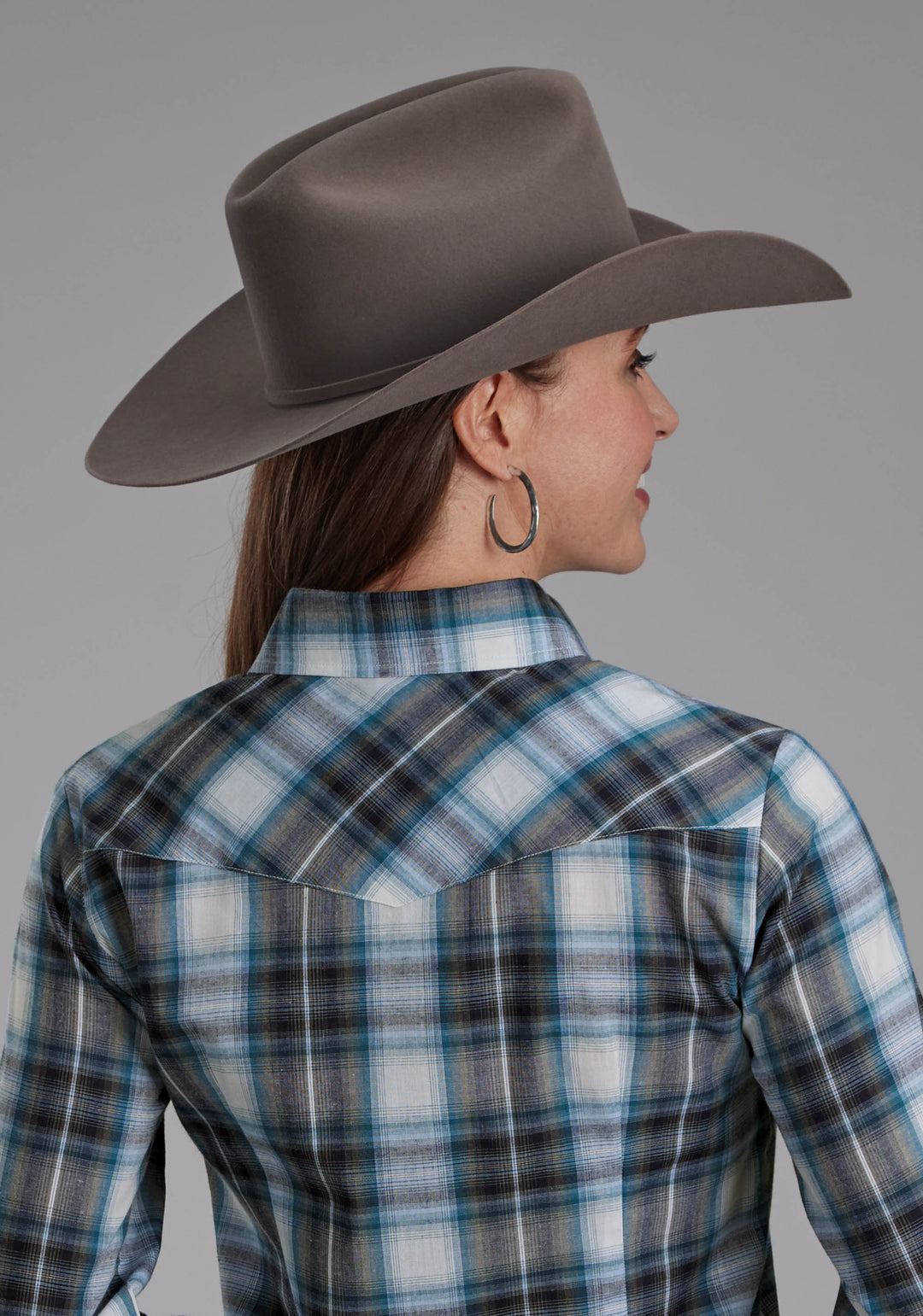 WOMENS NAVY, TEAL, AND WHITE PLAID LONG SLEEVE SNAP WESTERN SHIRT