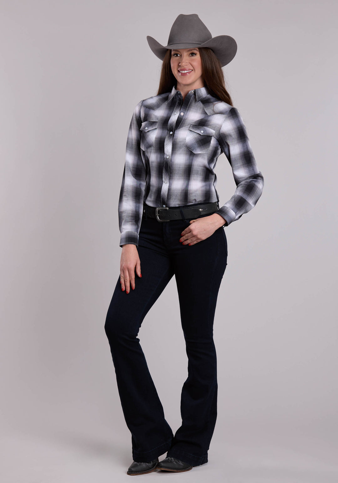 WOMENS ROPER BLACK AND GREY AND WHITE PLAID WESTERN SNAP SHIRT