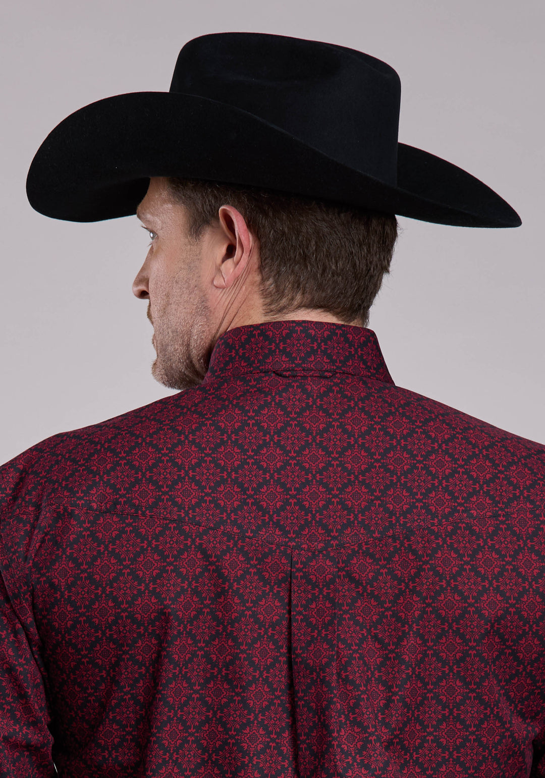 MENS LONG SLEEVE BUTTON GARNET MEDALLION WESTERN SHIRT