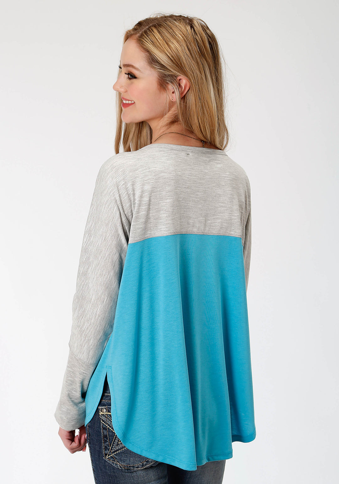 WOMENS GREY AND BLUE LONG SLEEVE KNIT TOP