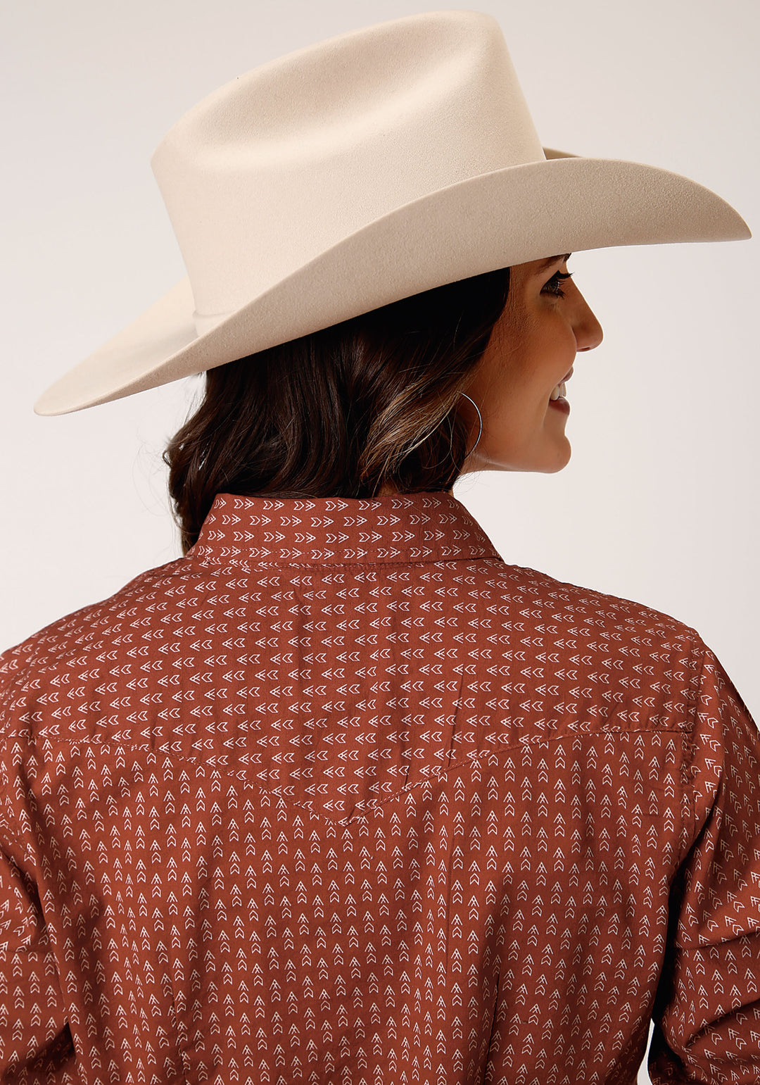 WOMENS LONG SLEEVE SNAP ARROW GEO WESTERN SHIRT