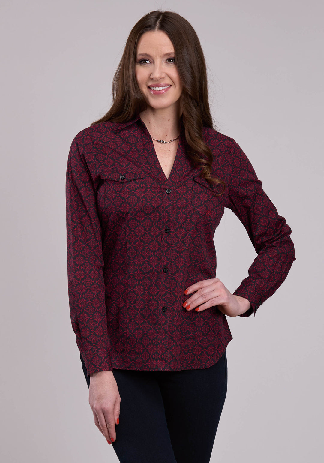 WOMENS LONG SLEEVE BUTTON GARNET MEDALLION WESTERN SHIRT