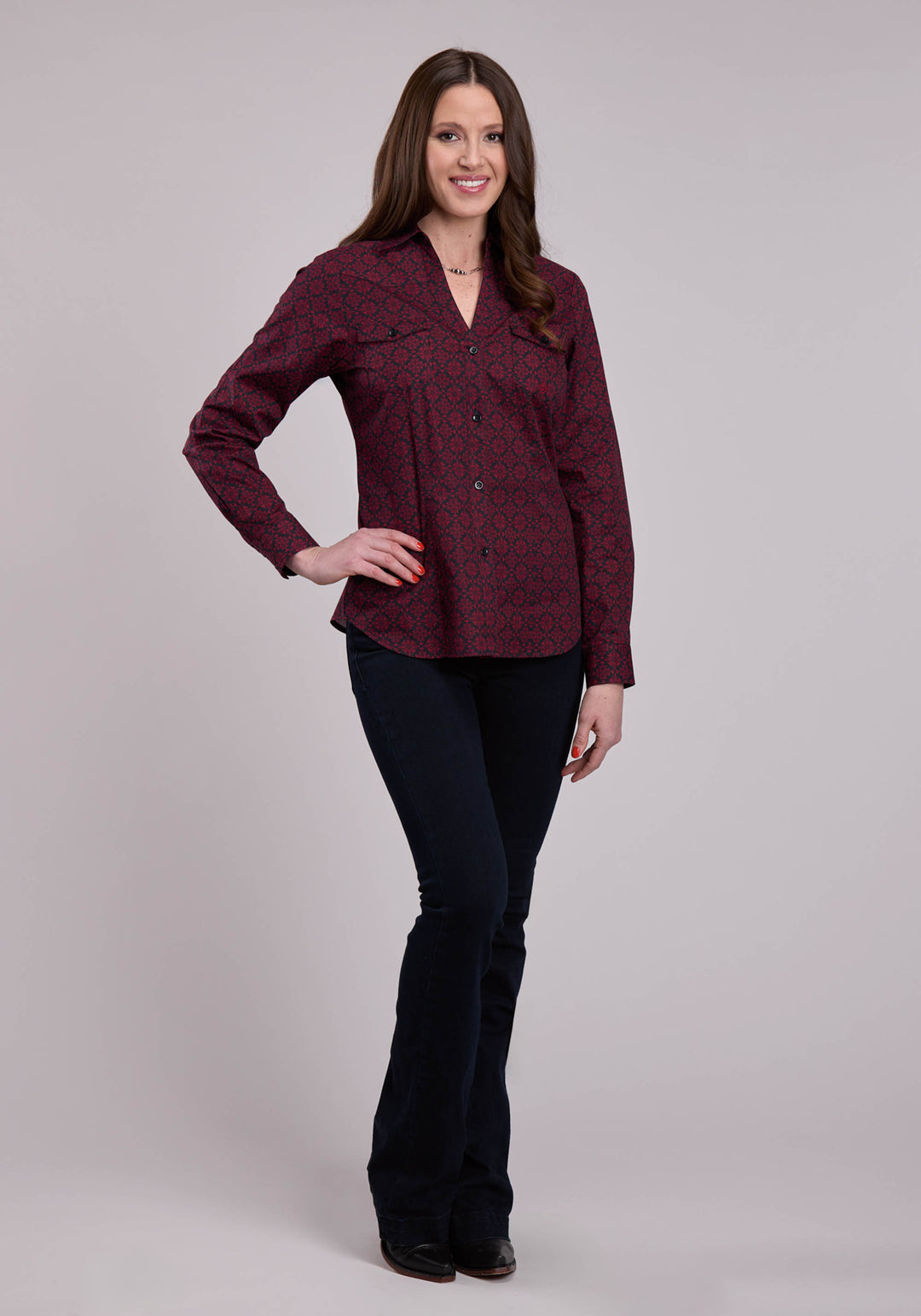 WOMENS LONG SLEEVE BUTTON GARNET MEDALLION WESTERN SHIRT