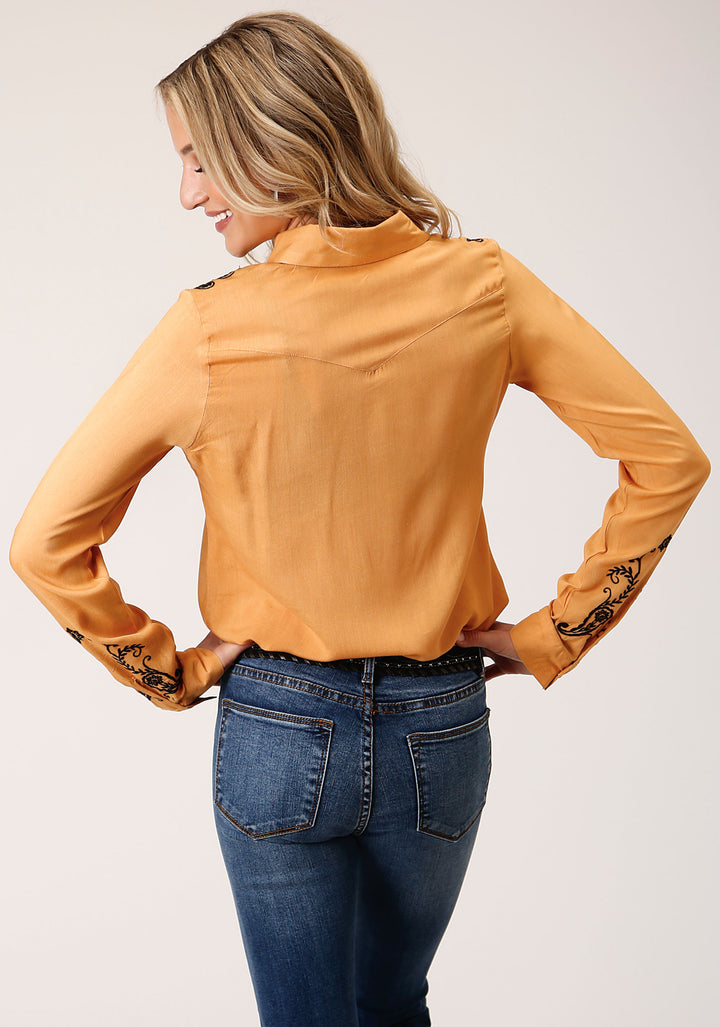 WOMENS LONG SLEEVE SNAP  RAYON CHALLIS BUTTON DOWN WESTERN SHIRT