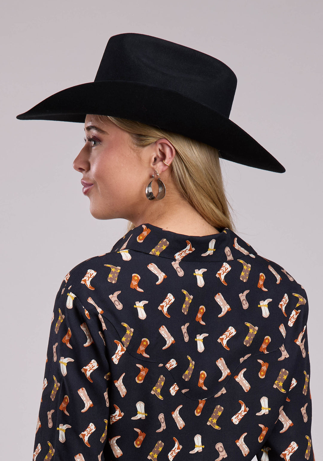 WOMENS LONG SLEEVE SNAP BOOT PRINTED RAYON WESTERN BLOUSE WESTERN SHIRT