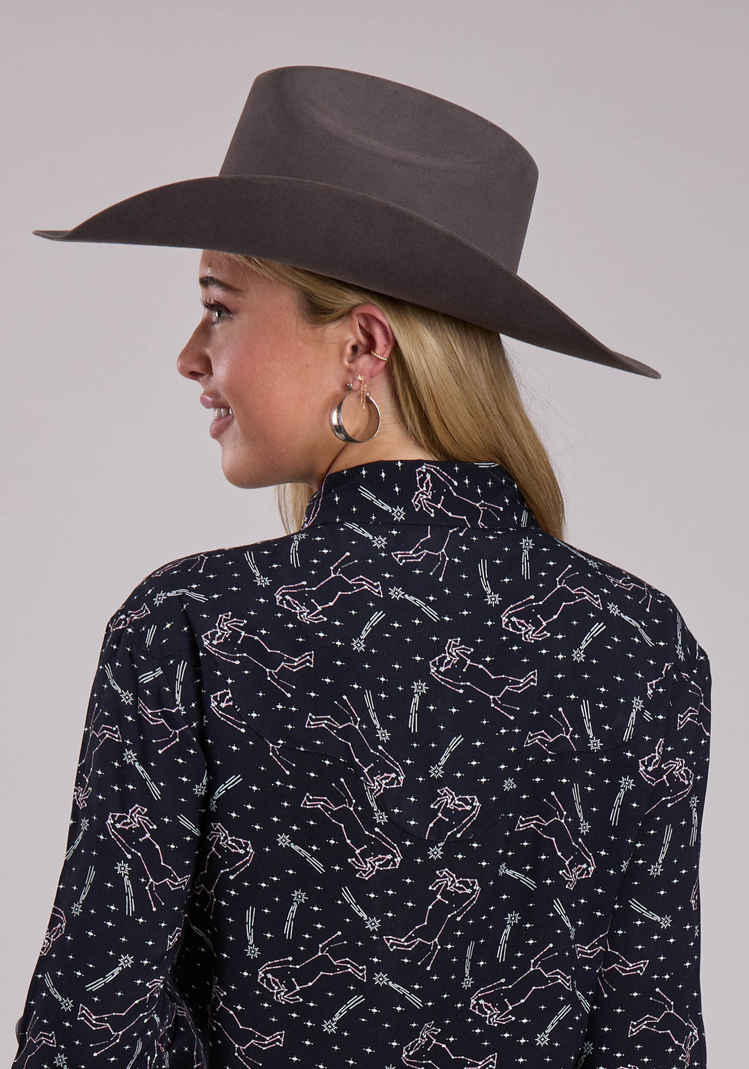 WOMENS ROPER CONSTELLATIONS PRINT RAYON LONG SLEEVE SNAP SHIRT