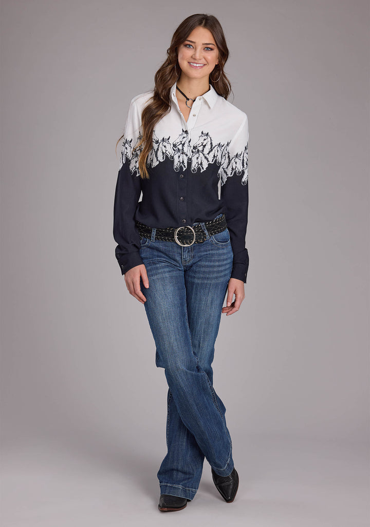 WOMENS HORSES BORDER PRINT RAYON LONG SLEEVE SNAP WESTERN SHIRT