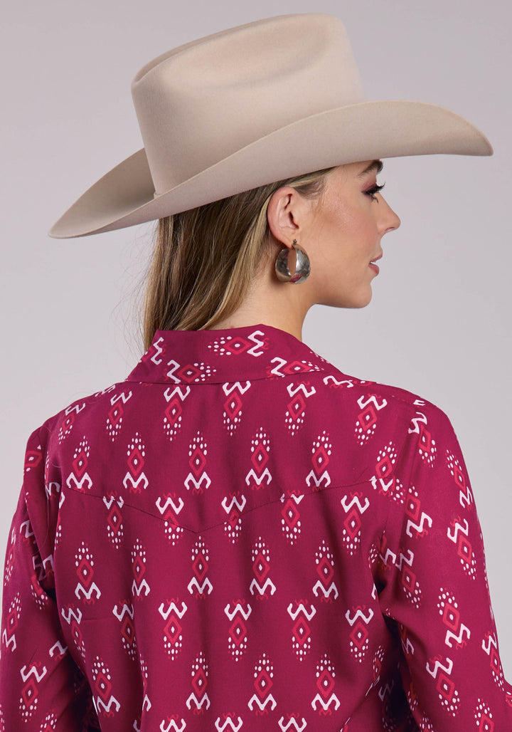 WOMENS ROPER RASPBERRY PRINTED RAYON LONG SLEEVE SNAP SHIRT