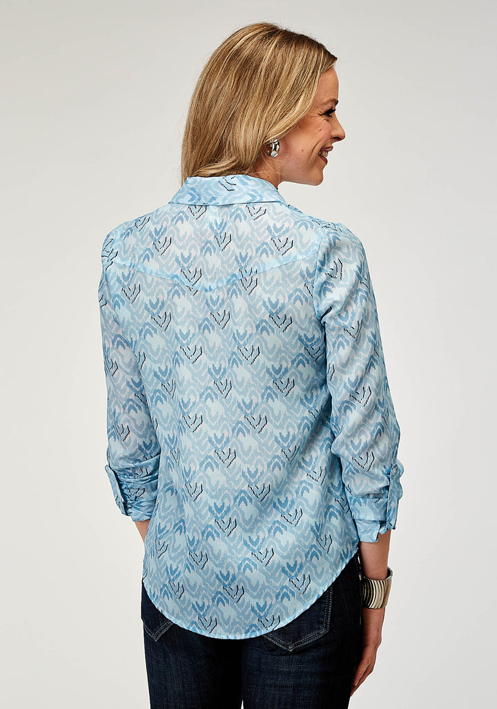 WOMENS LONG SLEEVE BUTTON IKAT CHEVERON PRINT POLY WESTERN SHIRT WITH TAB AND BUTTON SLEEVES FOR ROLLED CUFFS