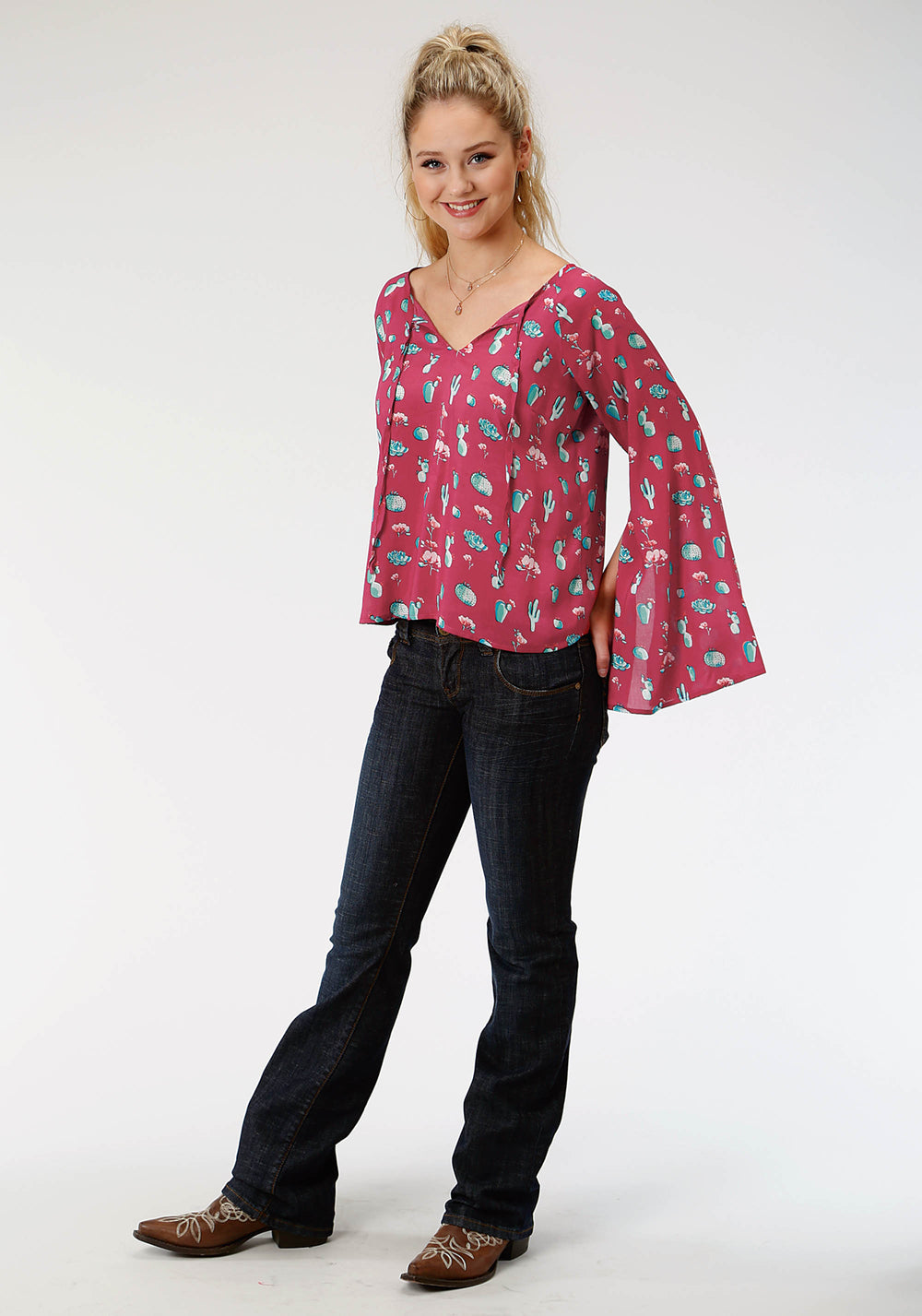 WOMENS RED AND TURQUOISE CACTUS PRINT LONG SLEEVE WESTERN SHIRT