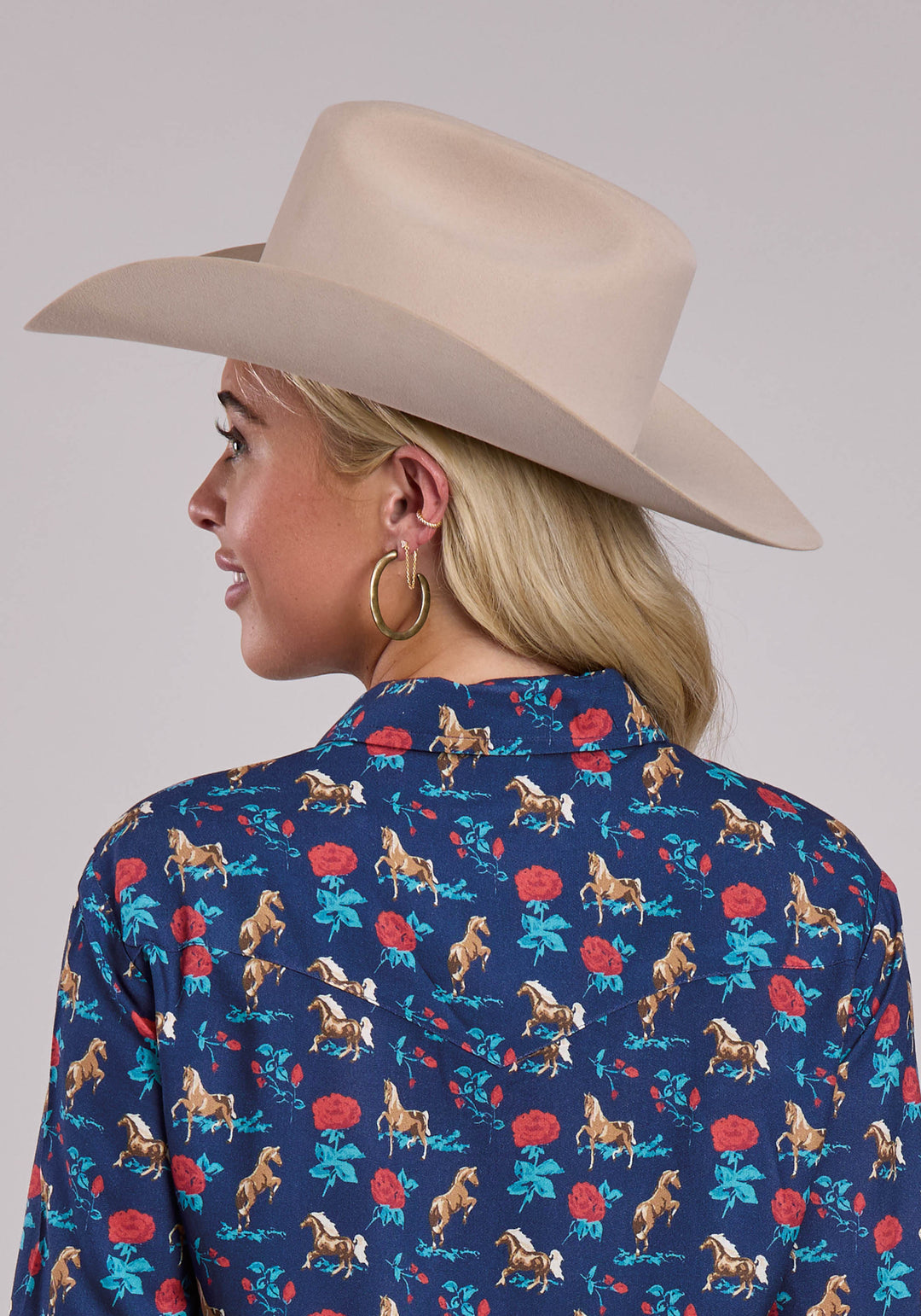 WOMENS ROPER NAVY ROSES PRINTED RAYON LONG SLEEVE SNAP SHIRT
