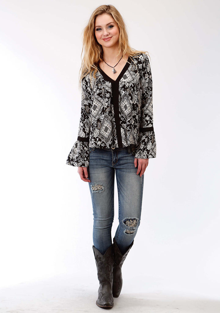 WOMENS BLACK AND WHITE DIAMOND FLORAL PRINT LONG SLEEVE WESTERN SHIRT
