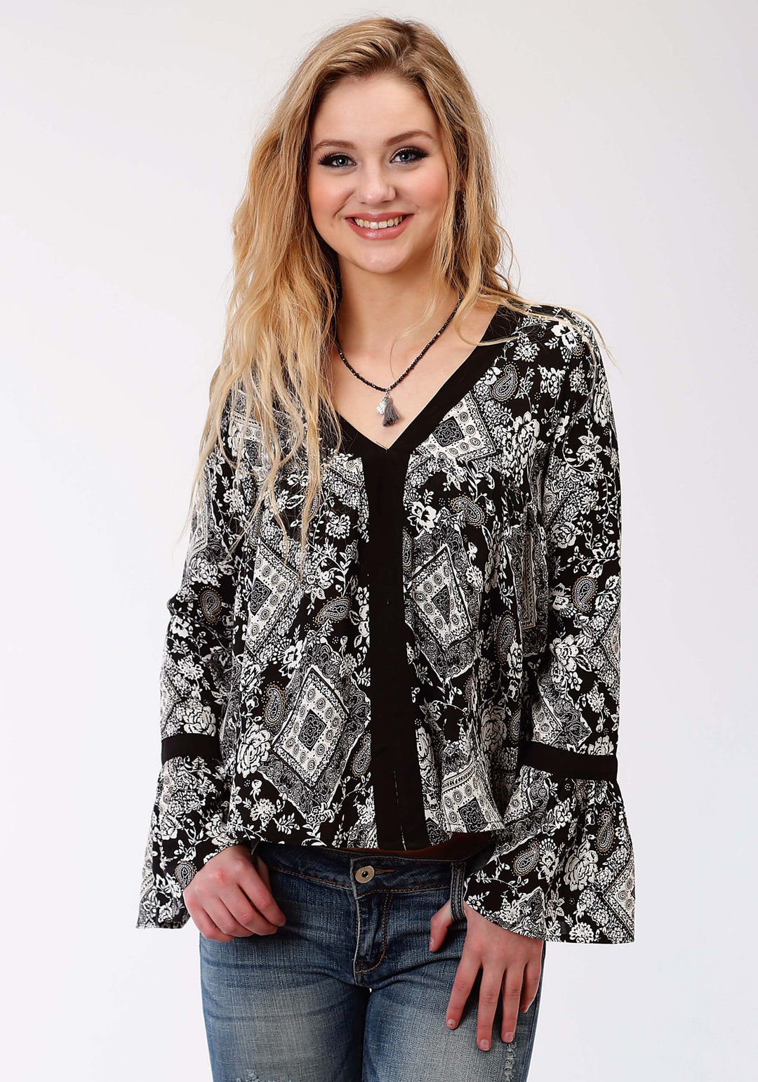WOMENS BLACK AND WHITE DIAMOND FLORAL PRINT LONG SLEEVE WESTERN SHIRT