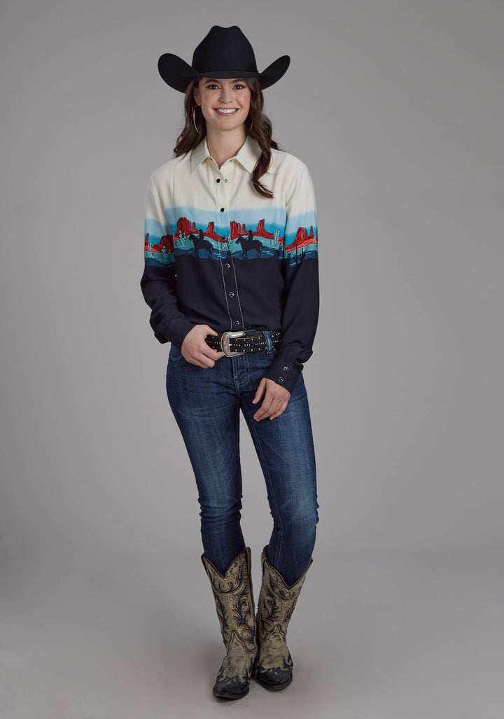 WOMENS WESTERN BORDER PRINTED RAYON LONG SLEEVE SNAP WESTERN SHIRT