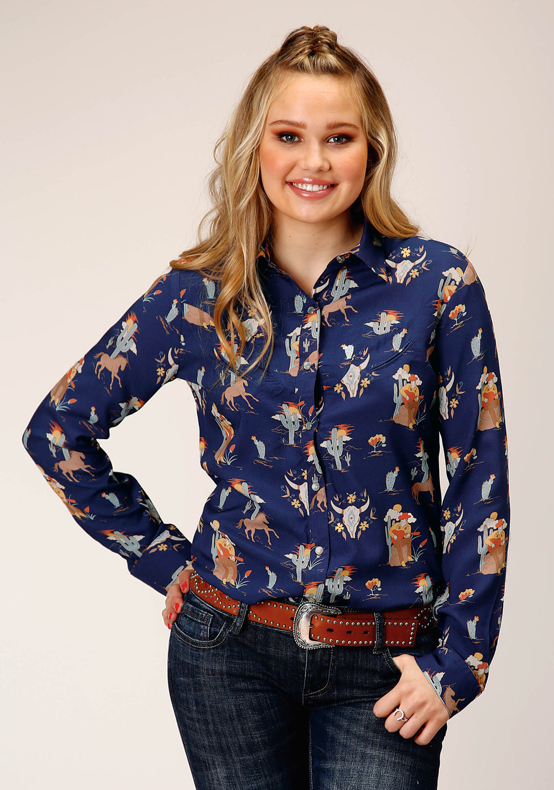 WOMENS LONG SLEEVE SNAP  COWBOY PRINT RAYON  WESTERN SHIRT