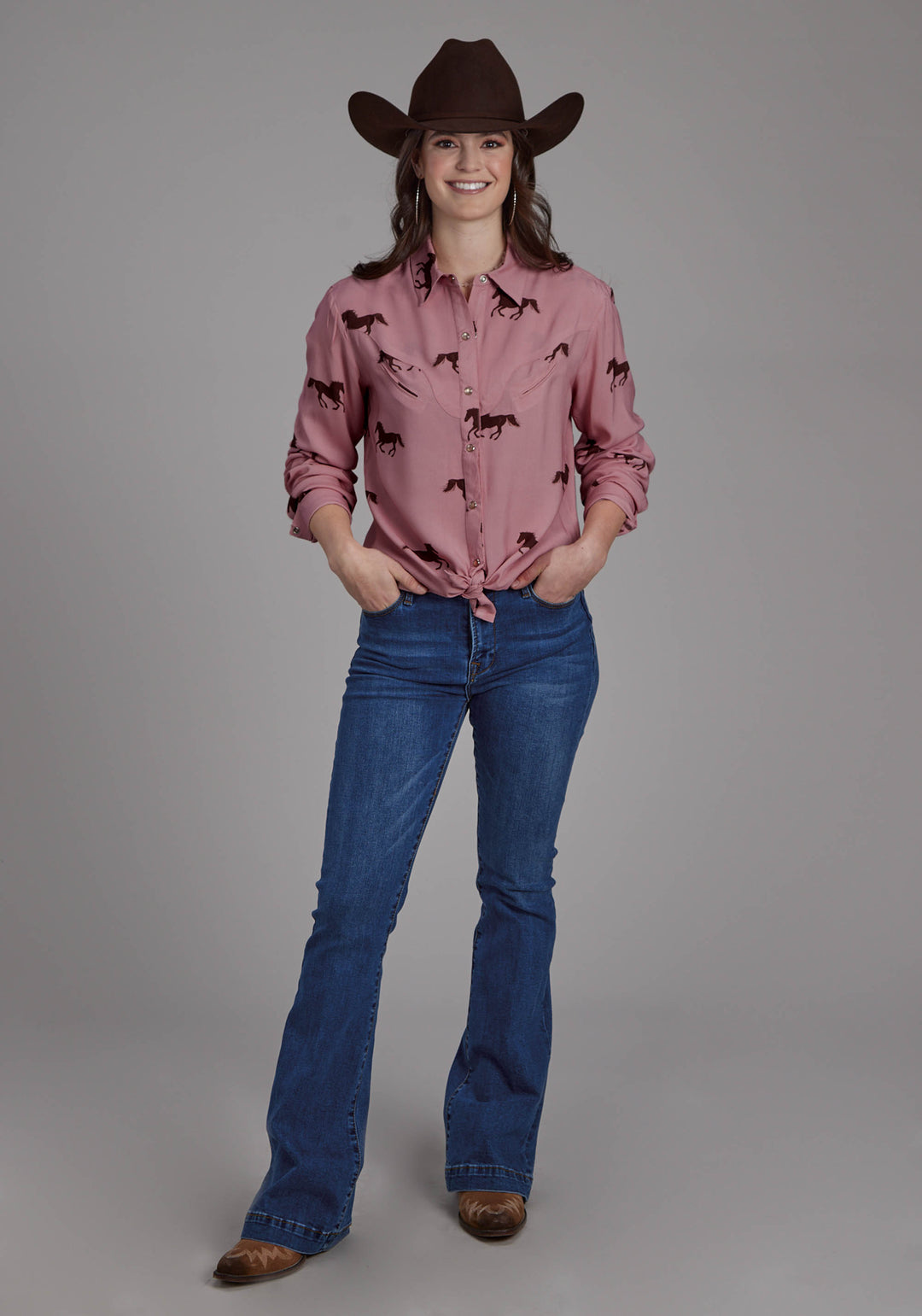 WOMENS WILD HORSES PRINTED RAYON LONG SLEEVE SNAP WESTERN SHIRT