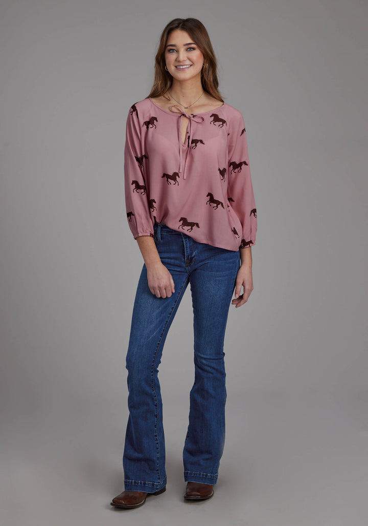 WOMENS WILD HORSES PRINTED RAYON LONG SLEEVE PULLOVER WESTERN SHIRT