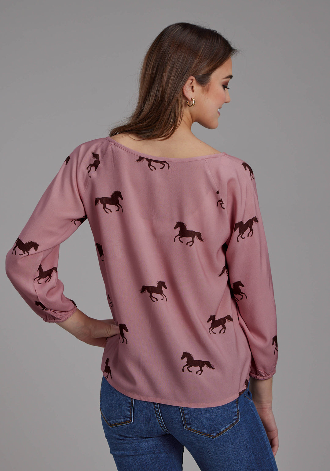 WOMENS WILD HORSES PRINTED RAYON LONG SLEEVE PULLOVER WESTERN SHIRT