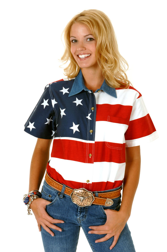 WOMENS RED WHITE AND BLUE STARS AND STRIPES PIECED AMERICAN FLAG SHORT SLEEVE WESTERN SNAP SHIRT