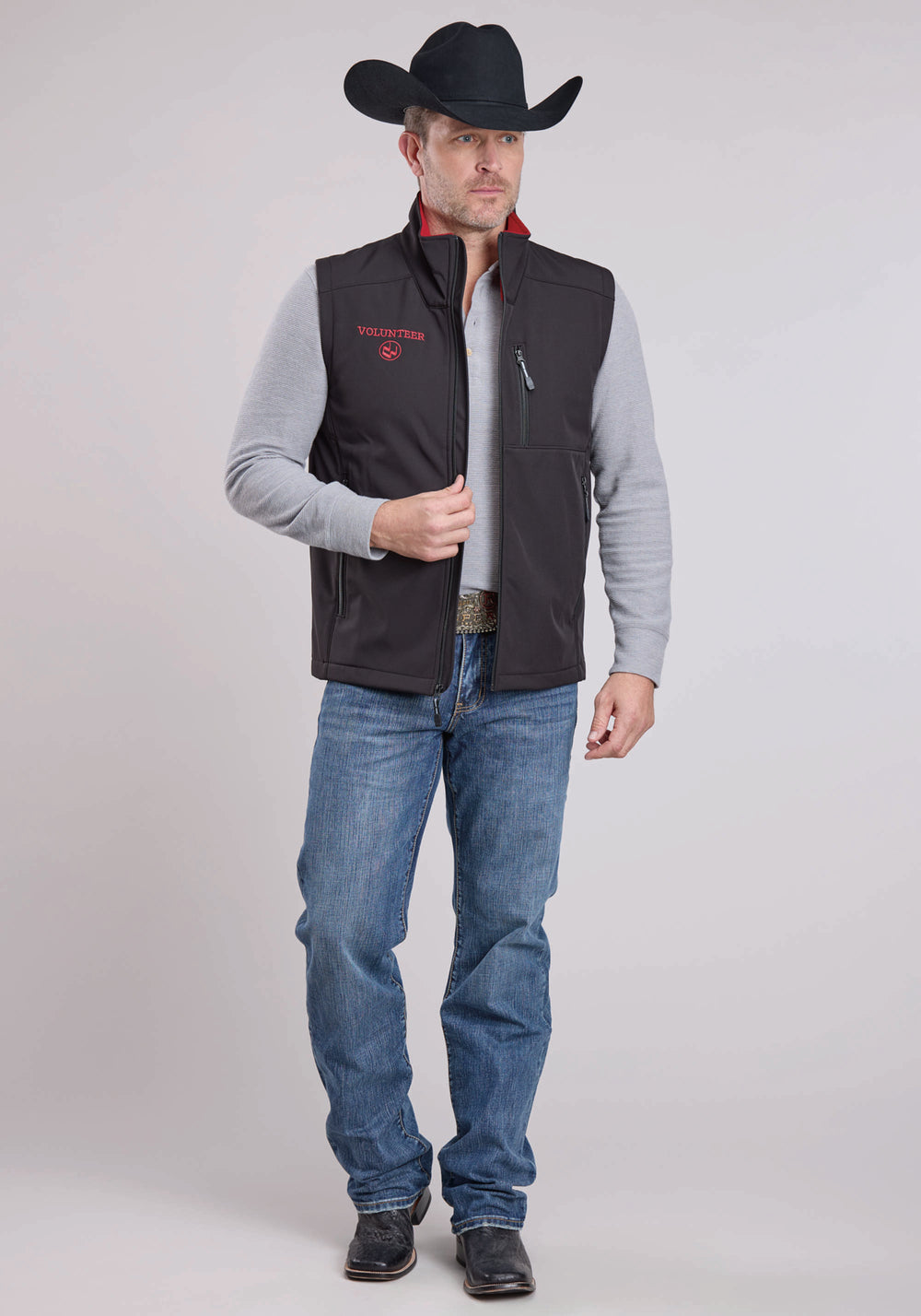 MEN'S FLEECE LINED SOFTSHELL VEST* ZIPPER LOWER AND CHEST    POCKETS * EMBROIDERY DETAIL ON FRONT AND BACK