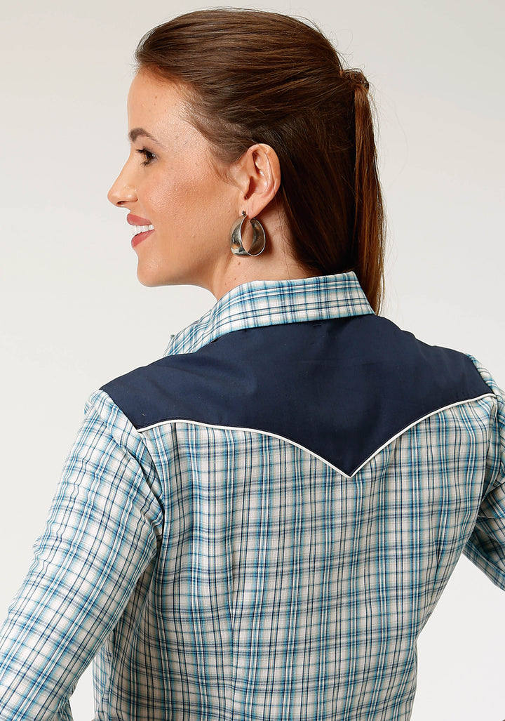 WOMENS TURQUOISE NAVY AND CREAM PLAID LONG SLEEVE SNAP WESTERN SHIRT